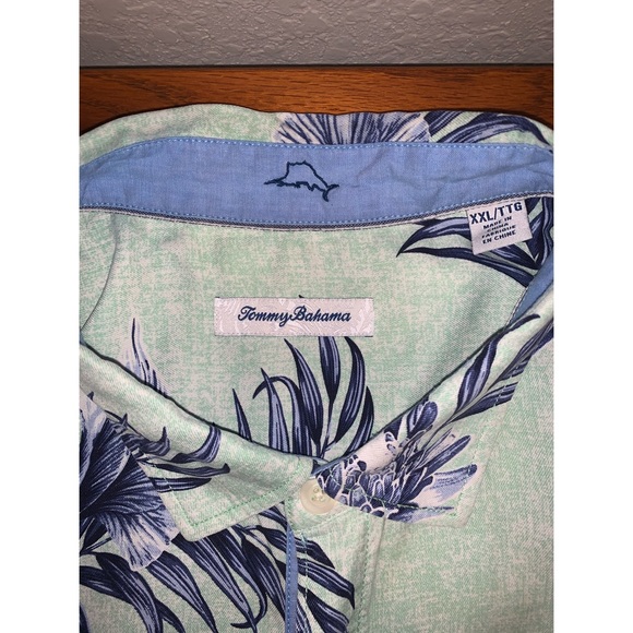Tommy Bahama Hawaiian Button-Up Camp Shirt - Picture 4 of 5